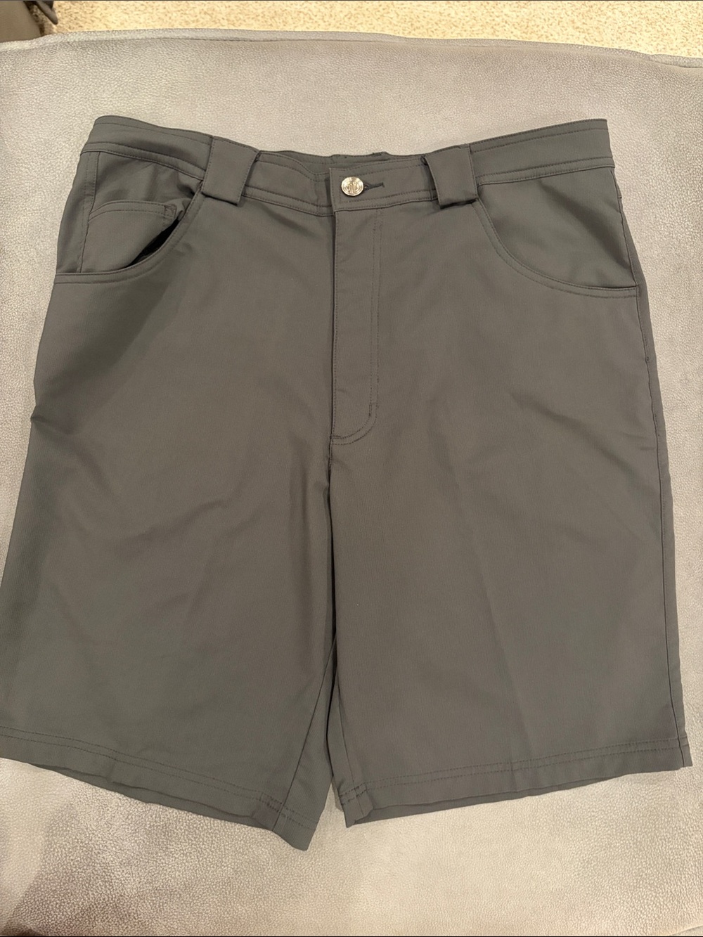 Straight down 34 Men's BLACK Casual 10” inseam Shorts